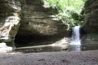 Falls, grotto and caves in Matthiessen State Park, IL